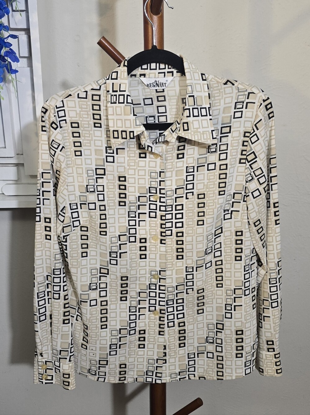Regnant Cream Geometric 70s Dagger Button-Up Shirt Sz S